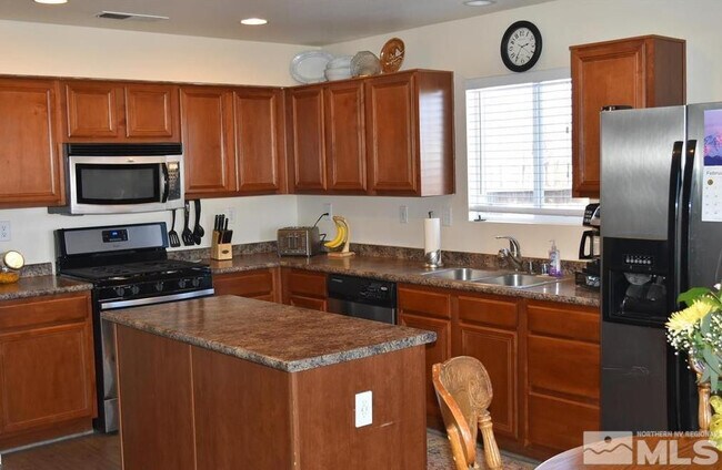 9080 Red Baron Blvd in Reno, NV - Building Photo - Building Photo