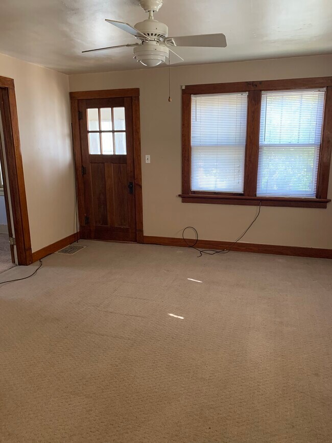 1626 Kearney Ave Rentals in Racine, WI