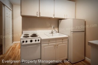 1714 Stover St in Fort Collins, CO - Foto de edificio - Building Photo