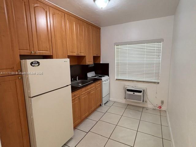826 Salzedo St in Coral Gables, FL - Building Photo - Building Photo