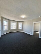 124 Burnside Ave in Woonsocket, RI - Building Photo - Building Photo