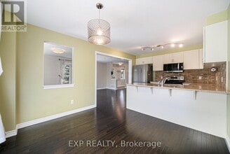 301 Gallantry Way in Ottawa, ON - Building Photo - Building Photo