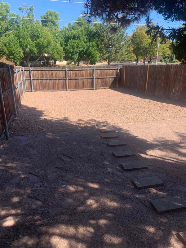 2530 Taylor Ln in Pueblo, CO - Foto de edificio - Building Photo