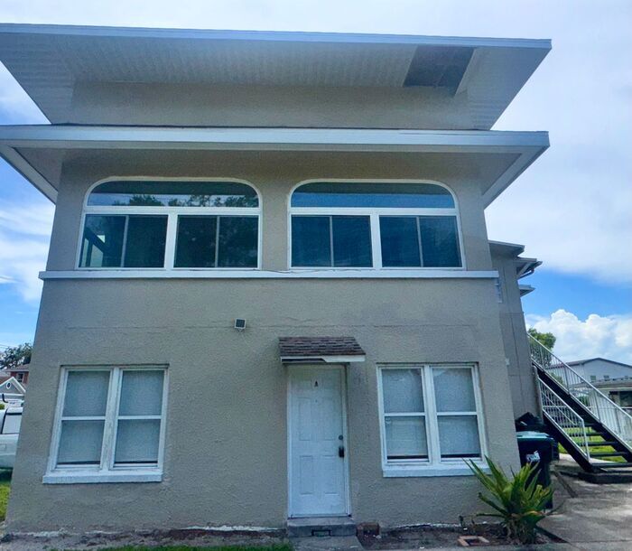 2330 S Ferncreek Ave in Orlando, FL - Building Photo