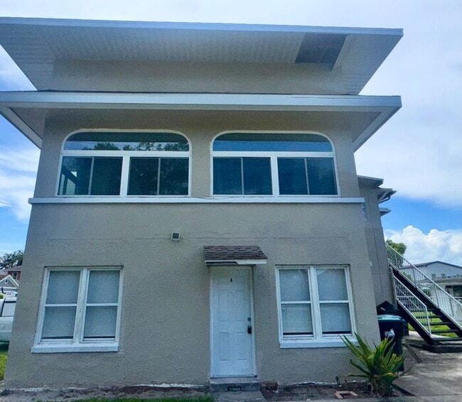 property at 2330 S Ferncreek Ave