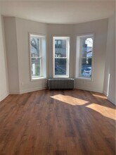 5 E 10th St in Brooklyn, NY - Building Photo - Building Photo