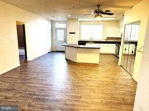 1160 Wickford Ct-Unit -10F in Crofton, MD - Building Photo - Building Photo