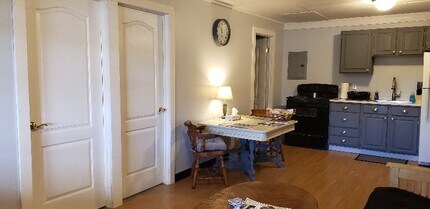 162 Lancaster Rd in Whitefield, NH - Foto de edificio - Building Photo