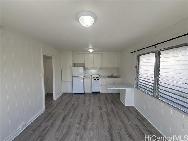 741 Hoawa St in Honolulu, HI - Foto de edificio - Building Photo