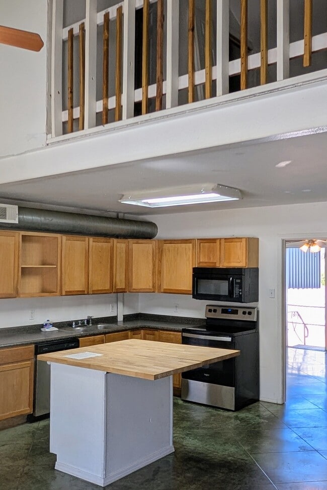 property at 805 E Avenue C