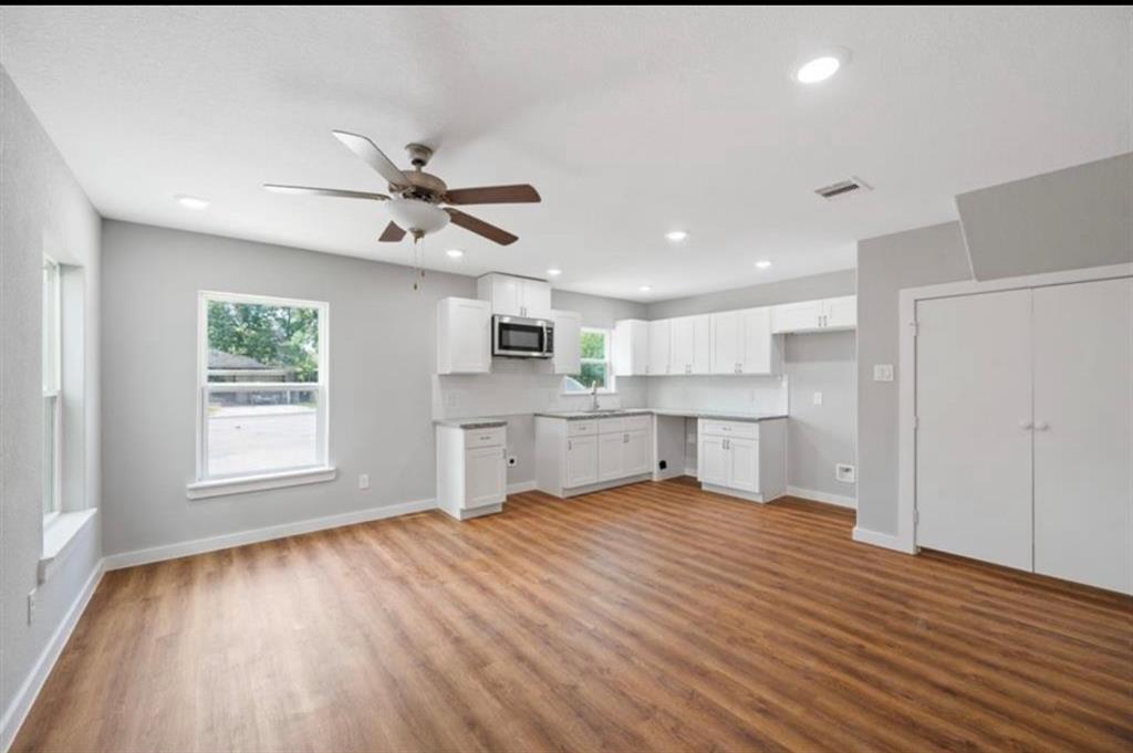 9403 Madera Rd in Houston, TX - Building Photo