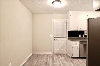 1007 New Lacy St in Monroe, GA - Building Photo - Building Photo