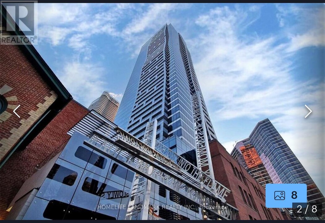 5-1405 St Joseph St in Toronto, ON - Building Photo