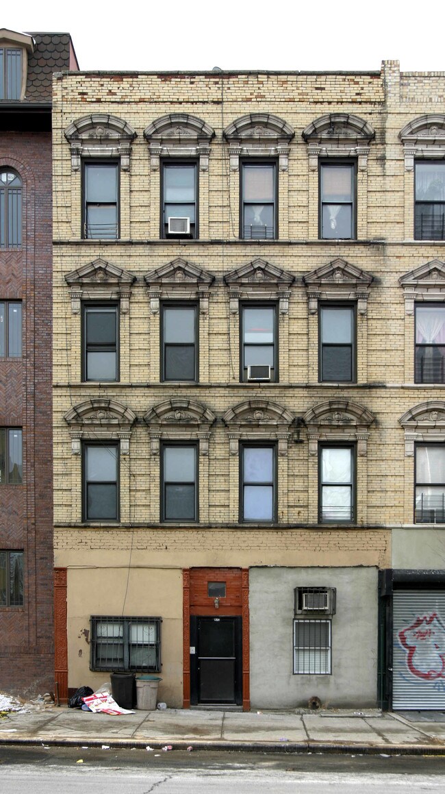 870 Bedford Ave in Brooklyn, NY - Building Photo - Building Photo