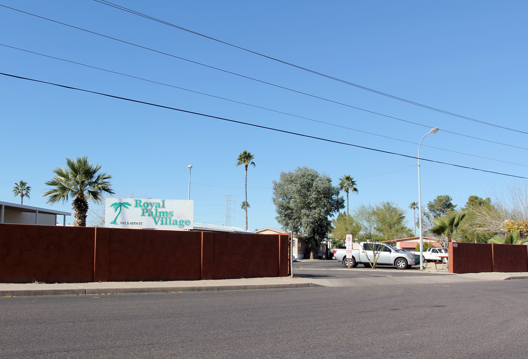 Royal Palms Village in Mesa, AZ - Building Photo