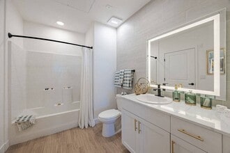 Element 12 at Cadence in Henderson, NV - Foto de edificio - Building Photo