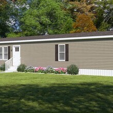 111 Cardinal Ave in Raeford, NC - Building Photo - Building Photo