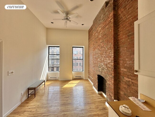 215 E 118th St in New York, NY - Building Photo - Building Photo