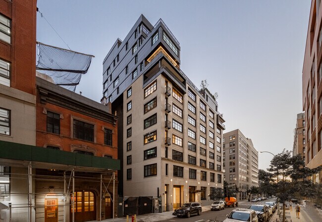 90 Morton St in New York, NY - Foto de edificio - Building Photo