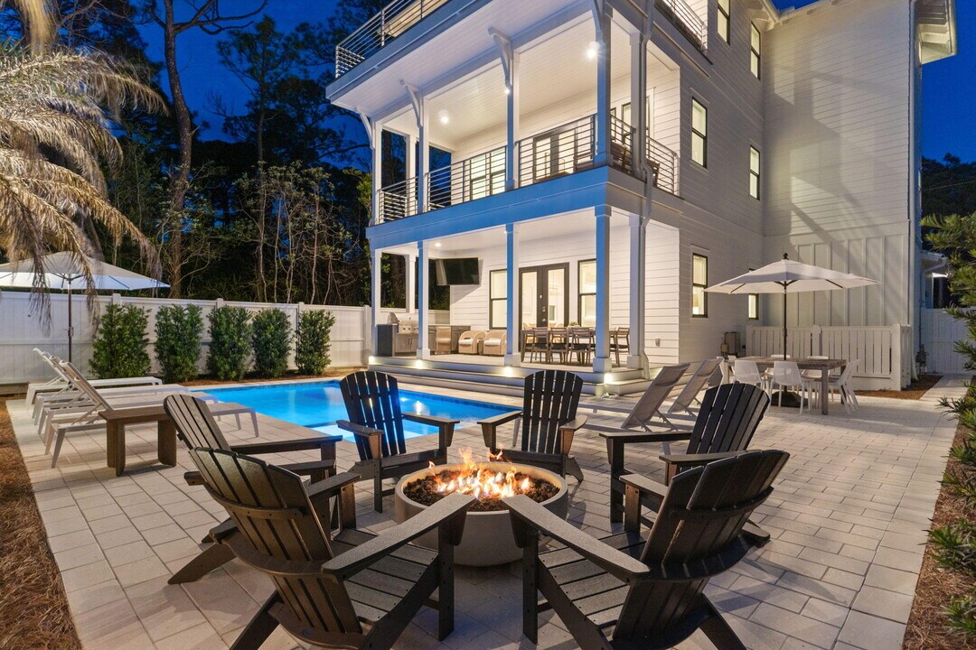 91 Pelayo Ave in Santa Rosa Beach, FL - Building Photo