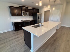 778 Emma Dean Ct in Clarksville, TN - Building Photo - Building Photo