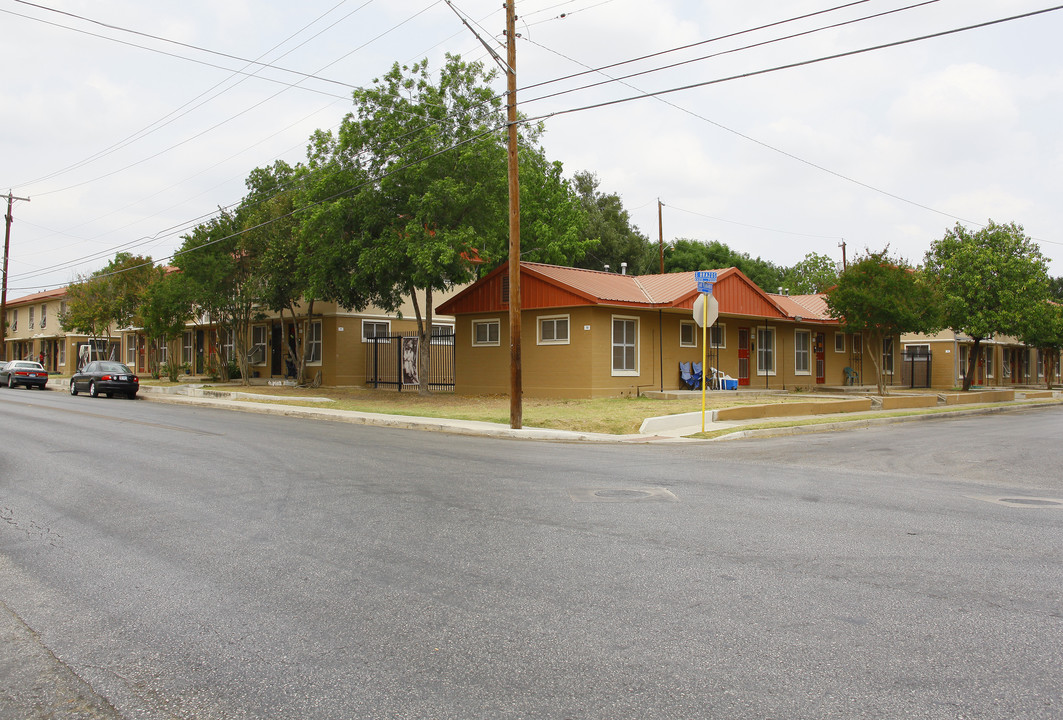 Alazan Apache Courts in San Antonio, TX - Building Photo