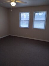 711 S Poplar St in Carbondale, IL - Building Photo - Building Photo