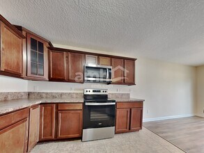 7344 Rapid River Dr E in Jacksonville, FL - Building Photo - Building Photo