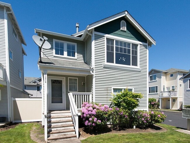 property at 11216 3rd Ave E