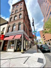 701 Chestnut St, Unit 4R in Philadelphia, PA - Building Photo - Building Photo