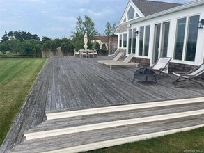 40 Tuthill Point Rd in East Moriches, NY - Building Photo - Building Photo