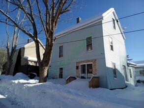 34 Wilson St in Gloversville, NY - Building Photo - Building Photo