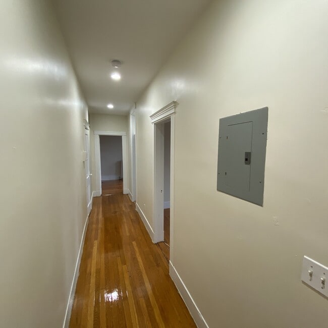 1412 Commonwealth Ave in Boston, MA - Building Photo - Building Photo