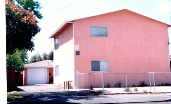 1555 159th Ave in San Leandro, CA - Building Photo - Building Photo