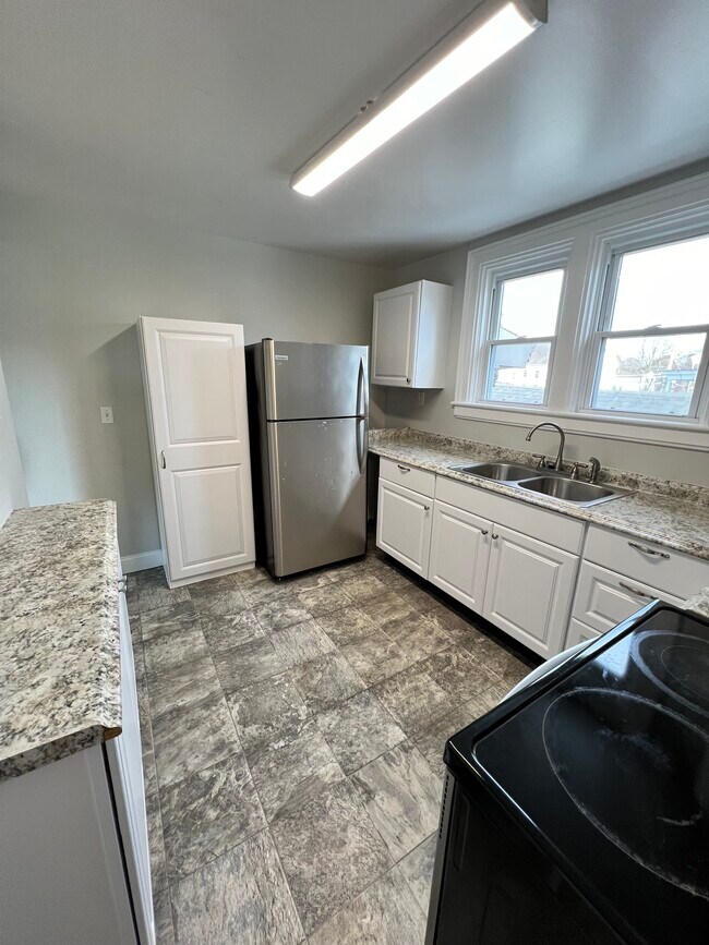 151 Main St in Whitesboro, NY - Building Photo - Building Photo