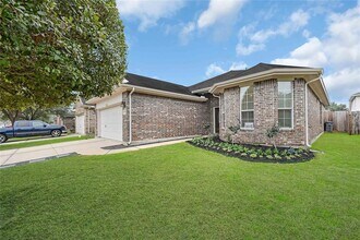 7531 Oakwood Canyon Dr in Cypress, TX - Building Photo - Building Photo
