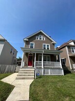 366 E 13th Ave in Columbus, OH - Building Photo