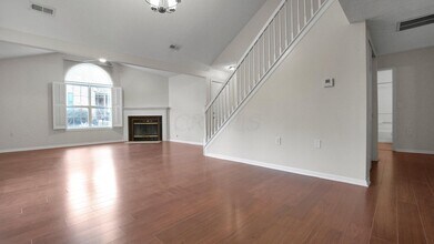 3052 Dunlavin Way in Dublin, OH - Building Photo - Building Photo