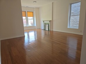 2427 W Arthington St in Chicago, IL - Building Photo - Building Photo