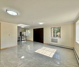 1604 Robertson Pl in Bronx, NY - Foto de edificio - Building Photo