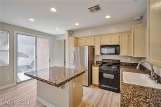 10966 Positano St in Las Vegas, NV - Building Photo - Building Photo