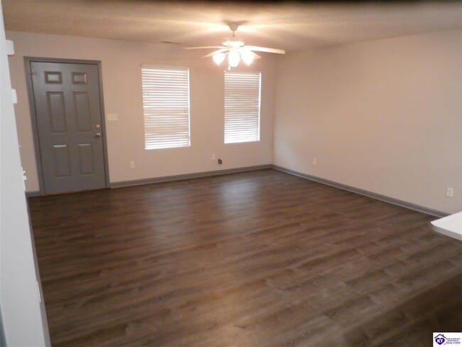 207 Cottrell Ln in Elizabethtown, KY - Building Photo - Building Photo