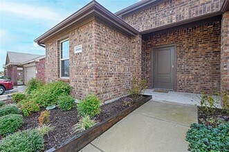 2326 Conklin Dr in Fate, TX - Building Photo - Building Photo