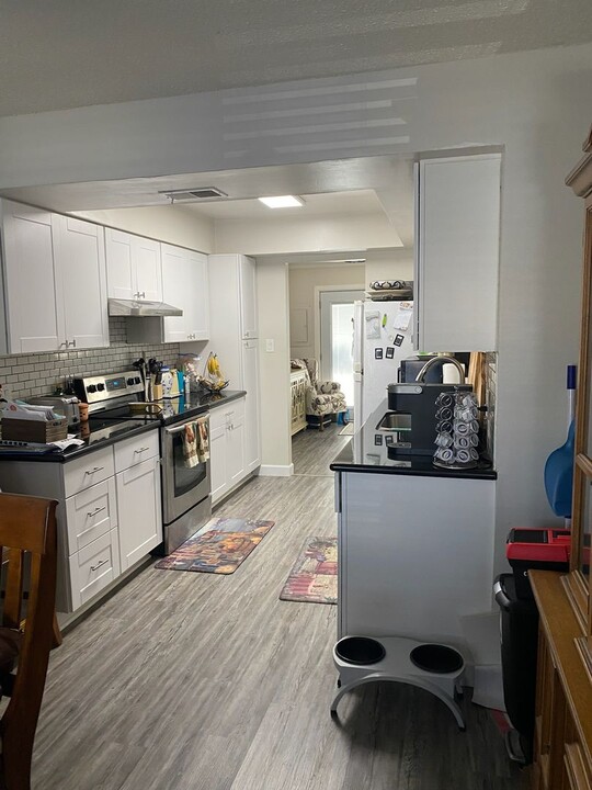 3729 Kingsmill Walk in Virginia Beach, VA - Building Photo