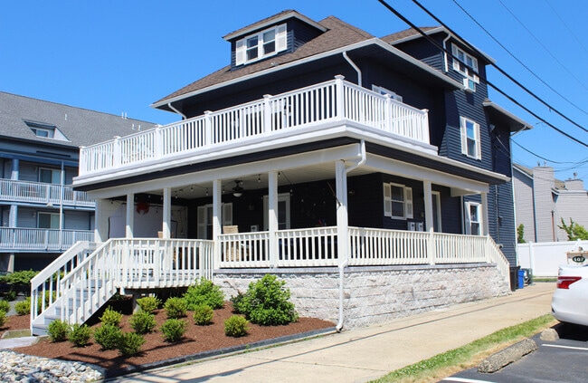 property at 606 Beach Ave