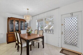 2035 Ainslie C in Boca Raton, FL - Building Photo - Building Photo