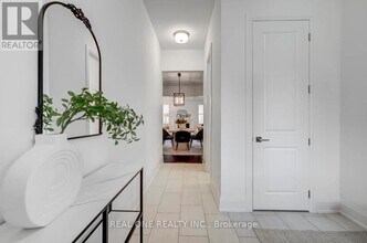 4157 Hillsborough Cres in Oakville, ON - Building Photo - Building Photo