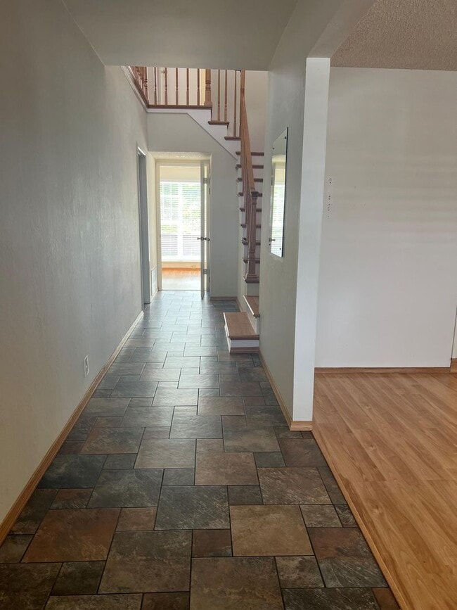 2340 Shannon Dr in South San Francisco, CA - Building Photo - Building Photo