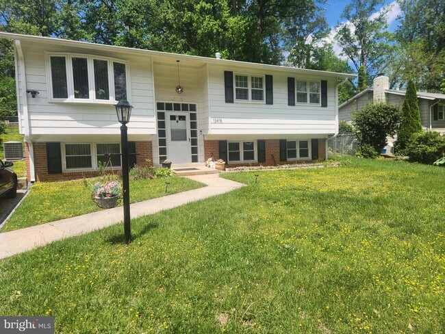 13416 Tamarack Rd in Silver Spring, MD - Building Photo - Building Photo