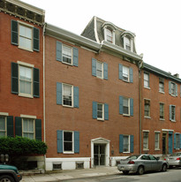 1426-1428 Lombard St Apartments